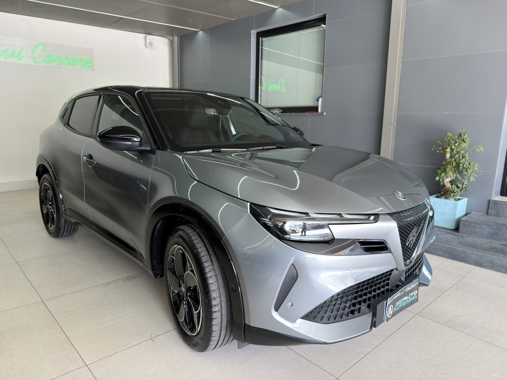 ALFA ROMEO JUNIOR 1200 HYBRID 145 CV Q4 MILANO CORTINA